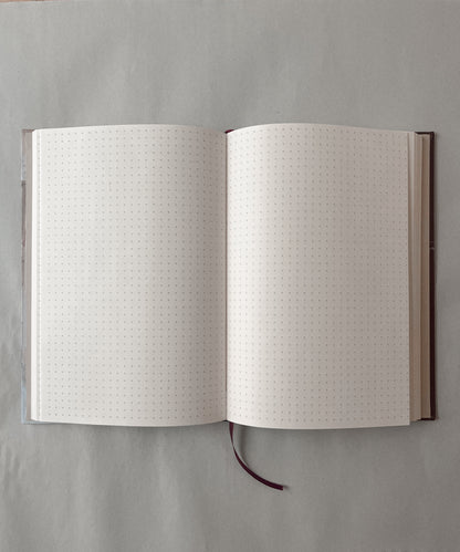Libreta Cuervo 1/2 carta, pasta dura, cosida, cuaderno, sketchbook, bullet journal