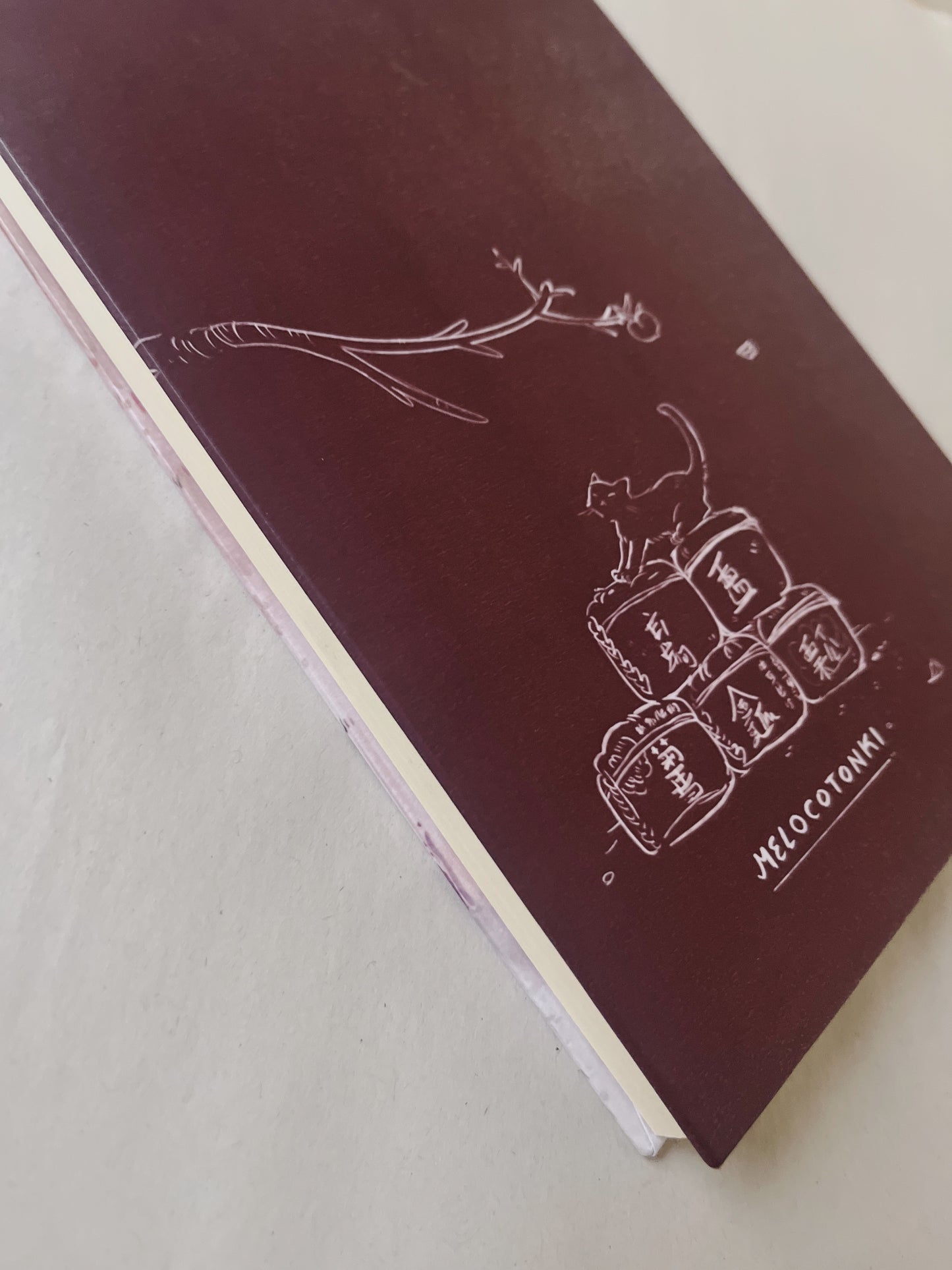 Libreta Sake 1/2 carta, pasta dura, cosida, cuaderno, sketchbook, bullet journal