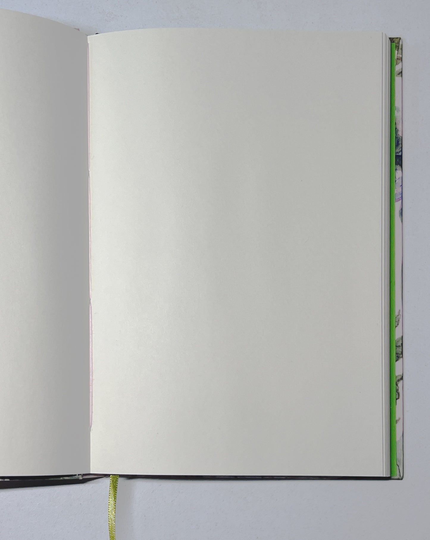 Libreta Campanillas  1/2 carta, pasta dura, cosida, cuaderno, sketchbook, bullet journal
