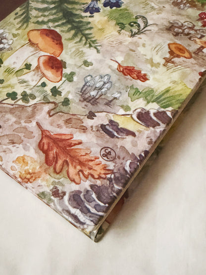 Libreta Hongos en el Bosque 1/2 carta , pasta dura, 𓍊𓋼🍄 🍄‍🟫 cuaderno, sketchbook, bullet journal