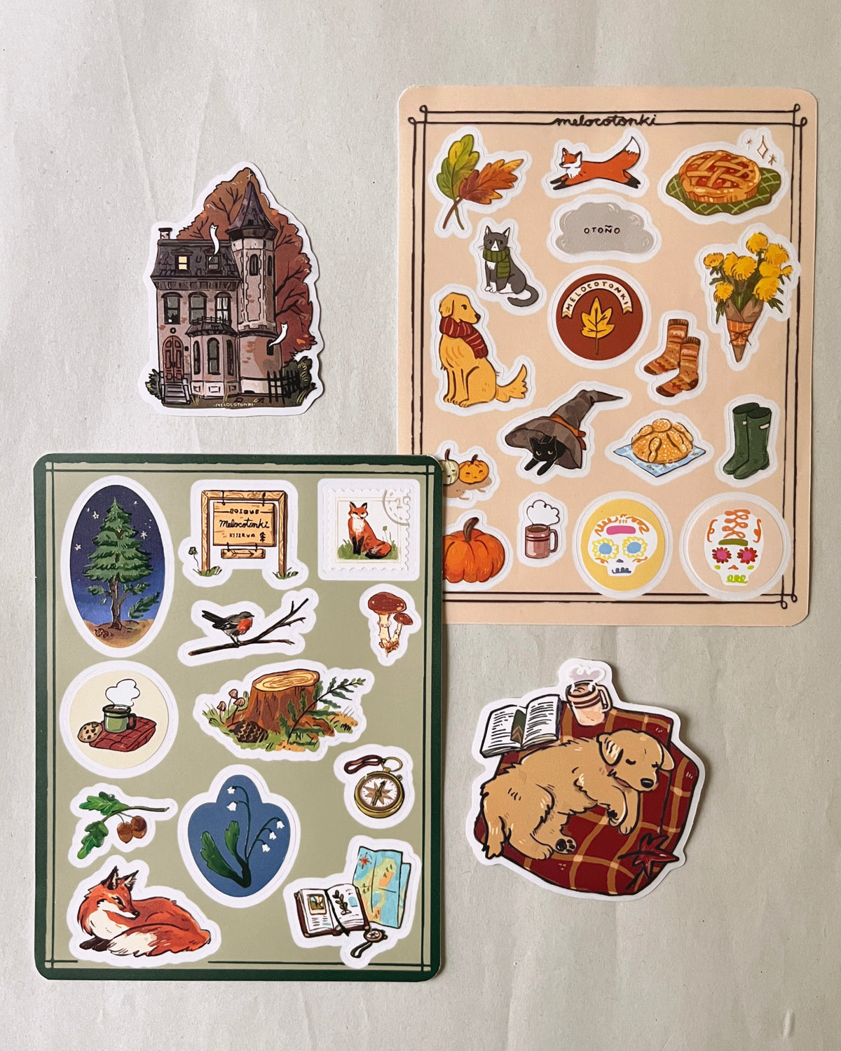 Paquete de Sticker Otoñales 🎃🍁🧦 2 planillas + 2 stickers individuales