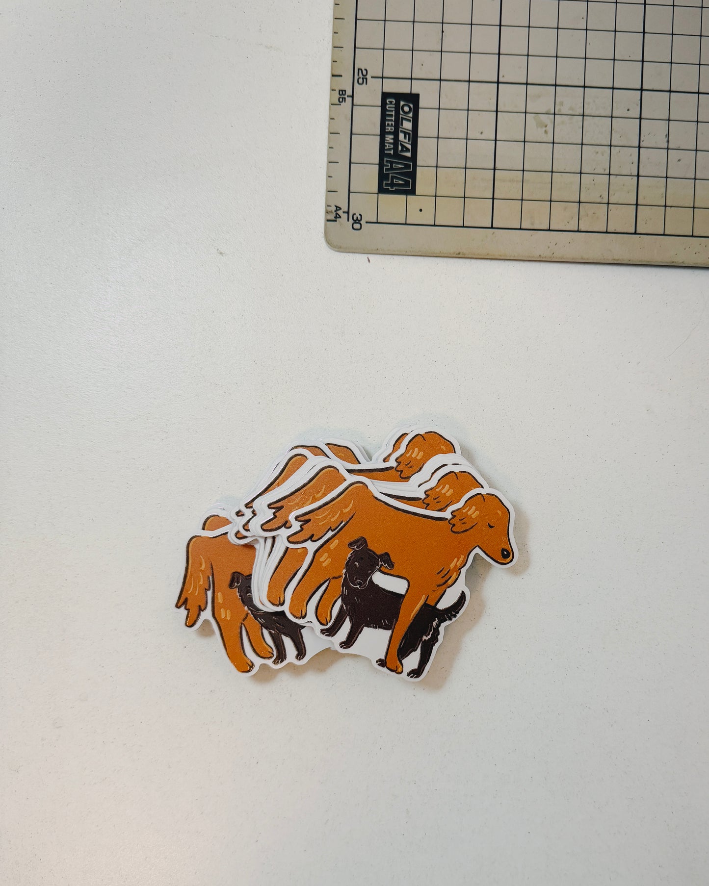 Sticker individual Perrito Grande Perrito Pequeño ⋆🐾°